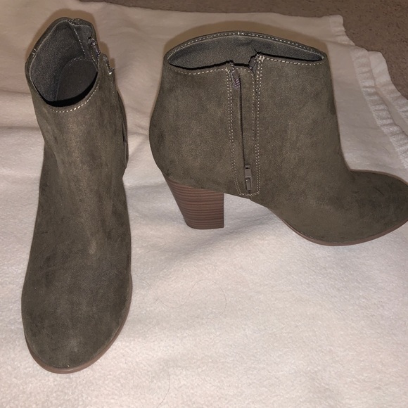 Green Suede Ankle Boots - Picture 2 of 5